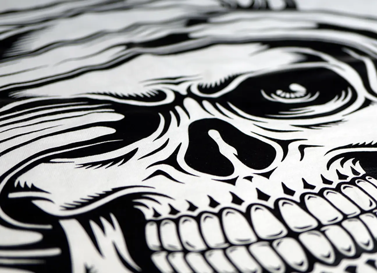 エナメルのような光沢を持つVernice